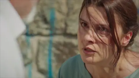Zehra suelta la bomba: "Miran es hijo de Hazar" Zehra suelta la bomba: "Miran es hijo de Hazar"