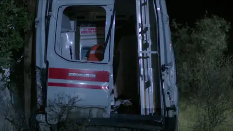 Zehra y Hazar sufren un terrible accidente: ¿Habrán sobrevivido? Zehra y Hazar sufren un terrible accidente: ¿Habrán sobrevivido?