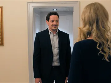 Tobias y Emily se reencuentran Tobias y Emily se reencuentran