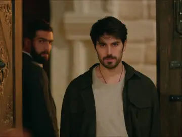 Miran encuentra a Aslan y detener a Azize Miran encuentra a Aslan y detener a Azize