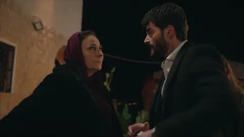 "Me robaste la infancia": Miran se enfrenta Azize por la verdad "Me robaste la infancia": Miran se enfrenta Azize por la verdad