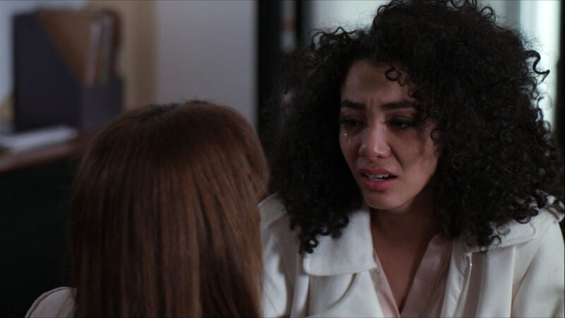 Betty se viene abajo tras las palabras de Armando