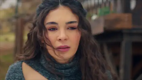 "Mahfuz vino aquí porque es mi padre": Reyyan descubre la verdad "Mahfuz vino aquí porque es mi padre": Reyyan descubre la verdad