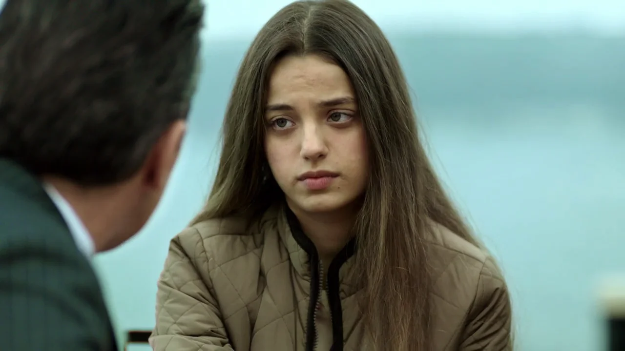 Cansu: "Yo tengo dos madres y ninguna me quiere"