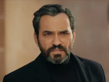 ¿Aún no te has enterado de dónde surge la venganza de Azize? Cihan te lo cuenta ¿Aún no te has enterado de dónde surge la venganza de Azize? Cihan te lo cuenta