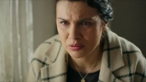 Zehra, a Dilsah: "No puedes quedarte aquí" Zehra, a Dilsah: "No puedes quedarte aquí"