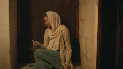 Miran quiere convencer a su madre Hercai