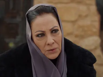 Azize descubre el plan de Cihan: "O mataste a Harun o proteges al asesino" Azize descubre el plan de Cihan: "O mataste a Harun o proteges al asesino"