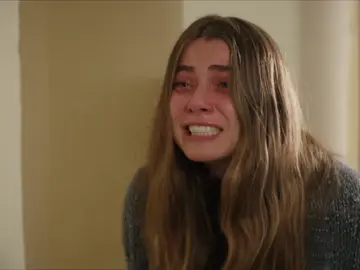 La culpa consume a Yaren: "Cada vez que cierro los ojos veo a Harun" La culpa consume a Yaren: "Cada vez que cierro los ojos veo a Harun"