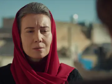 Dilsah y Füsun unen fuerzas contra Azize Dilsah y Füsun unen fuerzas contra Azize