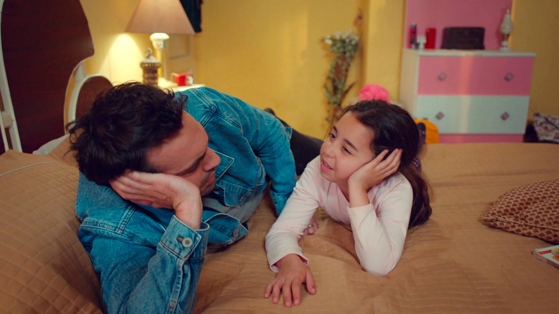 Öykü descoloca a Demir: “Sería bonito ver a Candan vestida de novia” 'Mi hija'
