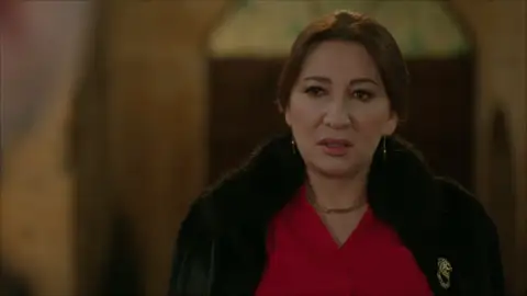 "Es la hora de decir la verdad": Füsun se prepara para desatar el caos "Es la hora de decir la verdad": Füsun se prepara para desatar el caos