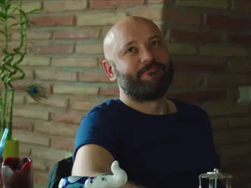 Özkan tiene un plan para conseguir la custodia de Cansu Özkan tiene un plan para conseguir la custodia de Cansu