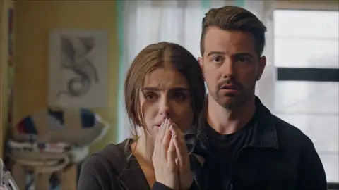 Lari descubre quién es su hijo 18 años después Lari descubre quién es su hijo 18 años después