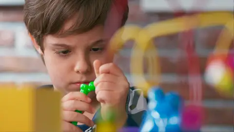 Tadeo, el hijo de Ariadna y Eduardo Vencer el desamor