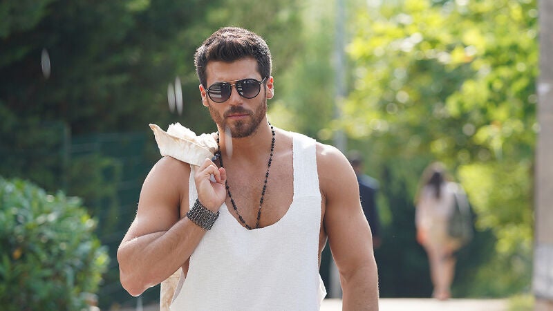 ¿Cuánto sabes sobre Can Yaman? Demuéstralo con nuestro test