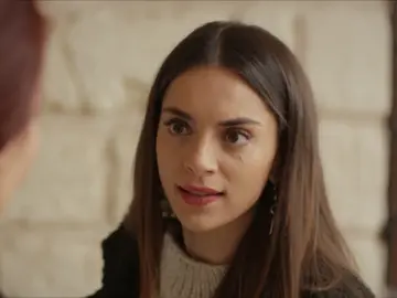 "Tú querías que Reyyan muriera": Azra le planta cara a Dilsah "Tú querías que Reyyan muriera": Azra le planta cara a Dilsah