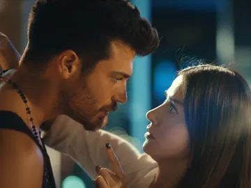 ¿En qué piensa Ezgi? ¿En qué piensa Ezgi?