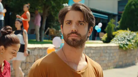 Ozan, el cocinero de özgur El hombre equivocado