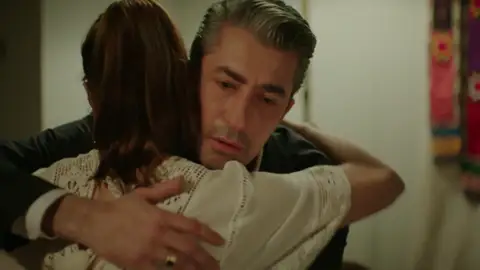 ¿Seguro que estás preparada para empezar una relación con un hombre cuya vida está patas arriba?, Cihan vuelve a visitar a Ayşe. Cihan se da cuenta del error que ha cometido al intentar alejar a Ayşe de él y de su problemática vida, así que, arrepentido, vuelve en su búsqueda.