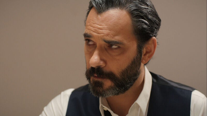 El padre de Yaren hace lo que debería haber hecho hace mucho tiempo