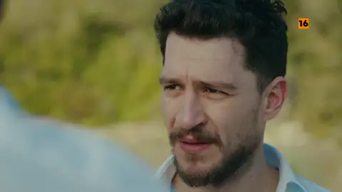 A las 22:00h nuevo capítulo de 'La hija del embajador' A las 22:00h nuevo capítulo de 'La hija del embajador'