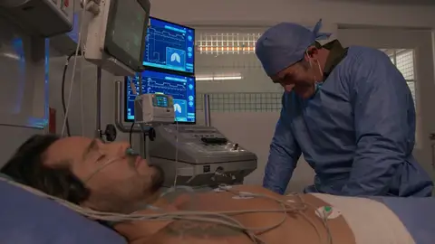 Octavio jura venganza al ver a Rafael entre la vida y la muerte Octavio jura venganza al ver a Rafael entre la vida y la muerte