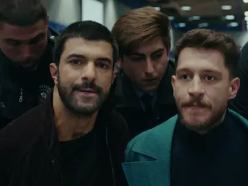 Sancar y Gediz son detenidos en el aeropuerto mientras buscan a Nare Sancar y Gediz son detenidos en el aeropuerto mientras buscan a Nare