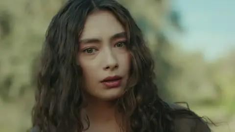 Nare se queda impactada tras conocer las intenciones de Yahya Nare se queda impactada tras conocer las intenciones de Yahya