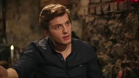 Ozan, preocupado Paramparça: Vidas cruzadas