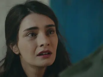 Sancar le devuelve el anillo a Menekse: "Jamás te perdonaré" Sancar le devuelve el anillo a Menekse: "Jamás te perdonaré"