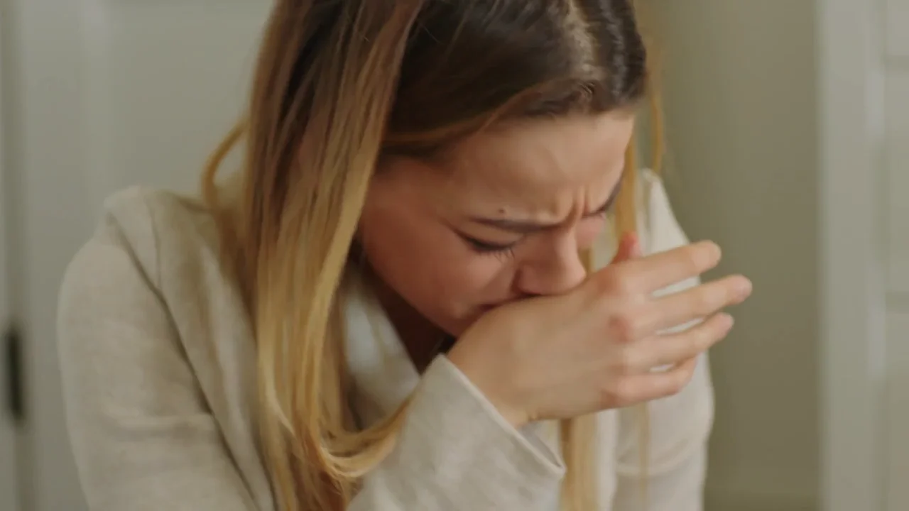 Cansu pierde los nervios ante la presencia de Dilara Cansu pierde los nervios ante la presencia de Dilara