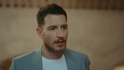 Melek se refugia en Gediz tras pasar horas desaparecida Melek se refugia en Gediz tras pasar horas desaparecida