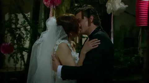 Final feliz para Bahar y Soner: se dan el sí quiero rodeado de todos sus seres queridos Final feliz para Bahar y Soner: se dan el sí quiero rodeado de todos sus seres queridos