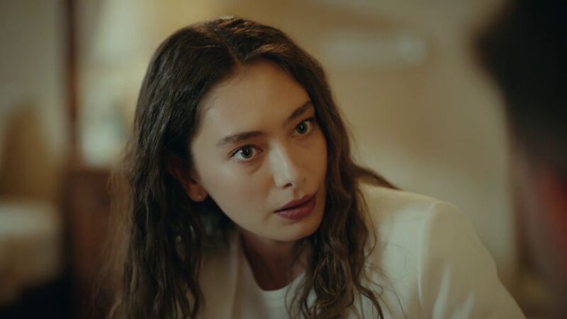 Gediz pone entre la espada y la pared a Nare: 