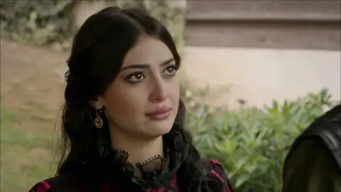 "Si mata a mi prometido, me suicidaré" La princesa Isabela amenaza a Solimán tras las últimas noticias sobre su prometido "Si mata a mi prometido, me suicidaré" La princesa Isabela amenaza a Solimán tras las últimas noticias sobre su prometido