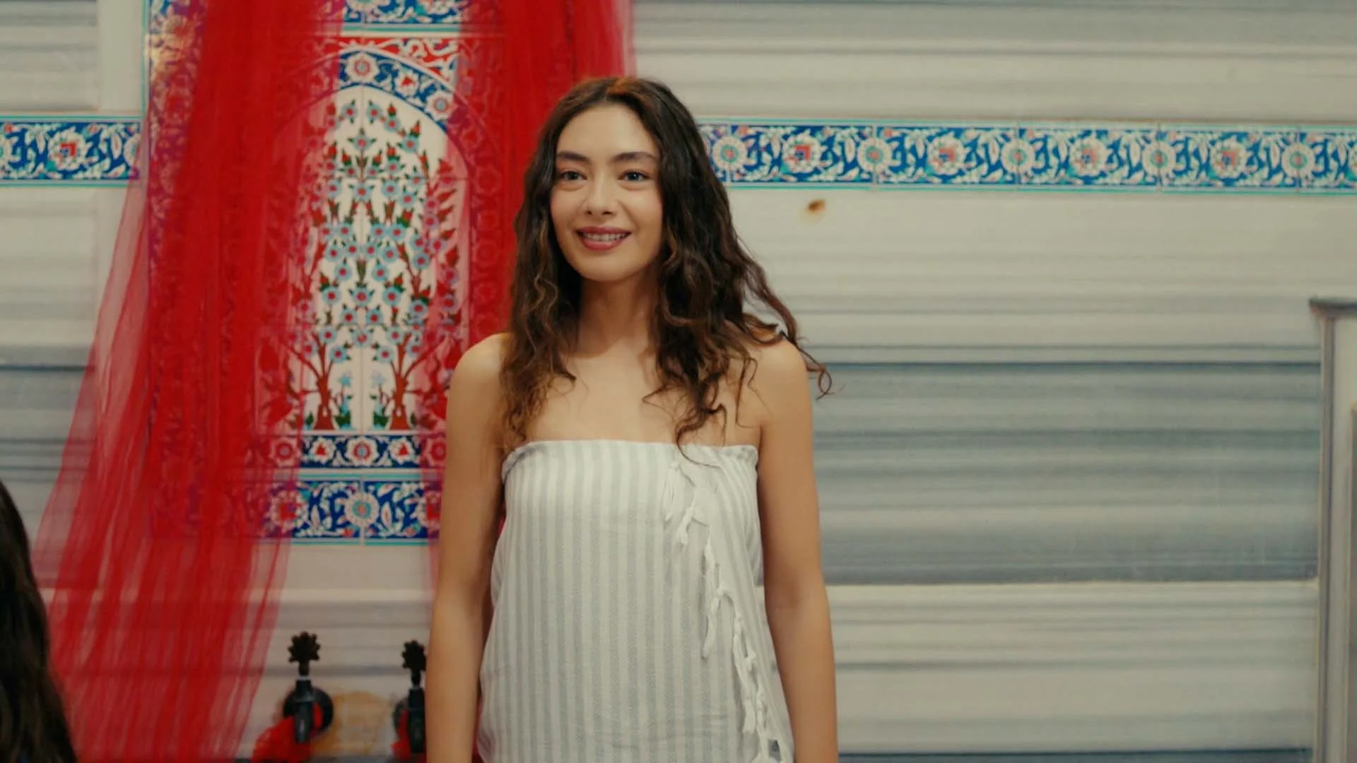 Nare celebra el "Ba&ntilde;o Turco de la novia" con la mente puesta en su futuro con Sancar