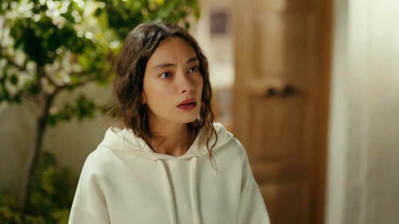 Nare rompe el compromiso con Sancar: 