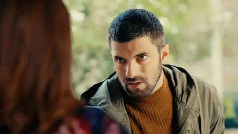 ¡La mentira de Menekse sale a la luz! Sancar descubre que Menekse le ha estado mintiendo durante todo este tiempo ¡La mentira de Menekse sale a la luz! Sancar descubre que Menekse le ha estado mintiendo durante todo este tiempo