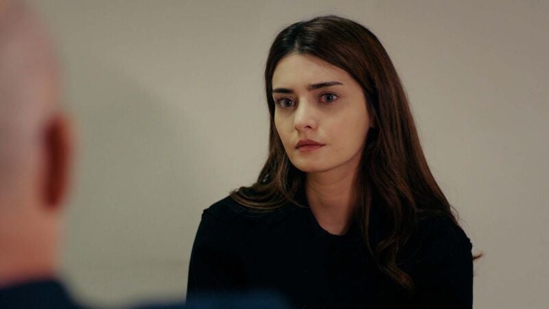 Güven hace un trato con Menekse: su libertad a cambio de la de Sancar