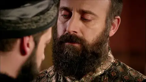 Solimán destituye e Ibrahim de todos sus cargos Solimán destituye e Ibrahim de todos sus cargos