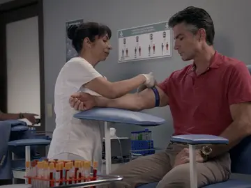 La gravedad de las heridas de Mateo hacen que Leonel tenga que donarle sangre La gravedad de las heridas de Mateo hacen que Leonel tenga que donarle sangre