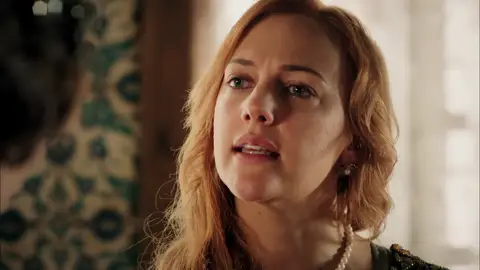 Athyse provoca un ataque de celos en Hürren: "Firuze es la favorita de Solimán" Athyse provoca un ataque de celos en Hürren: "Firuze es la favorita de Solimán"