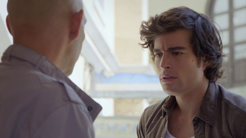 Remi advierte a Mateo sobre la relación de Sandy y Leonel