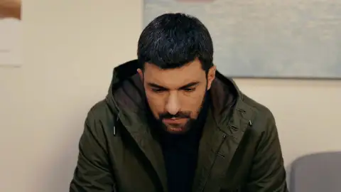 Sancar le pide explicaciones a Mavi sobre su huida con Sedat Sancar le pide explicaciones a Mavi sobre su huida con Sedat