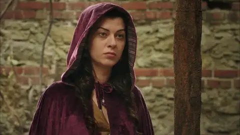 Nigar Kalfa recibe una inesperada y sorprendente noticia que le cambia la vida Nigar Kalfa recibe una inesperada y sorprendente noticia que le cambia la vida