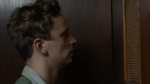 Luis le confiesa al Padre Brown su gran pecado Luis le confiesa al Padre Brown su gran pecado