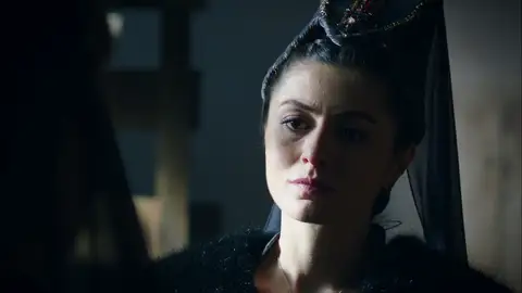 Hürren ha caído en la malvada trampa de la sultana Sah Hürren ha caído en la malvada trampa de la sultana Sah