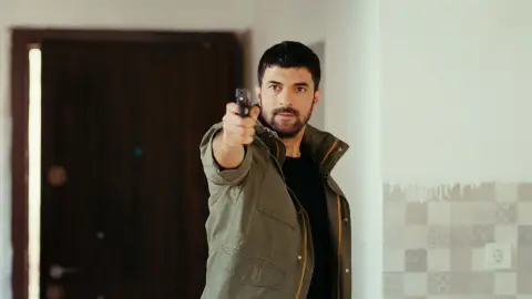 Sancar y Yayha se convierten en los ángeles de la guarda de Dudú Sancar y Yayha se convierten en los ángeles de la guarda de Dudú