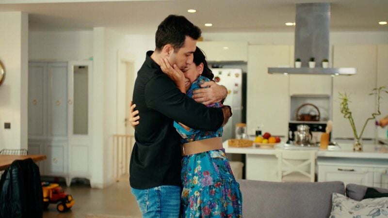 Elvan y Yayha se dan una segunda oportunidad y así poder criar juntos a Gediz